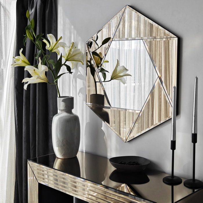 Hanah Home Espejo Status - Bronze Hanah Home Espejo Status - Bronze